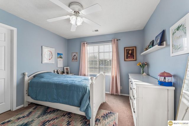18635 Ohern Circle, Omaha, NE 68135
