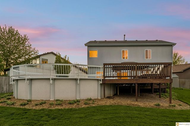 18635 Ohern Circle, Omaha, NE 68135