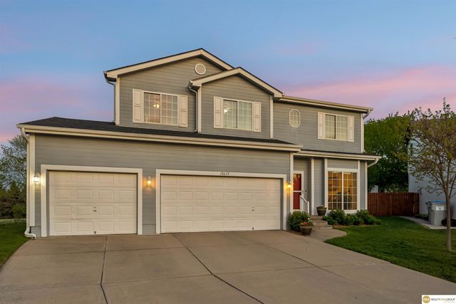 18635 Ohern Circle, Omaha, NE 68135