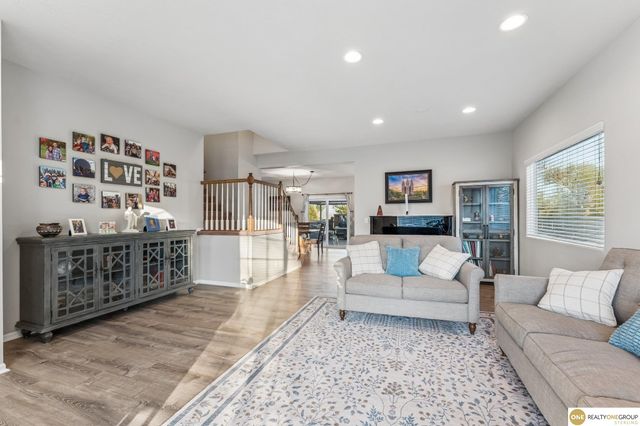 18635 Ohern Circle, Omaha, NE 68135