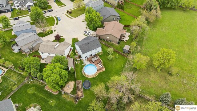 18635 Ohern Circle, Omaha, NE 68135