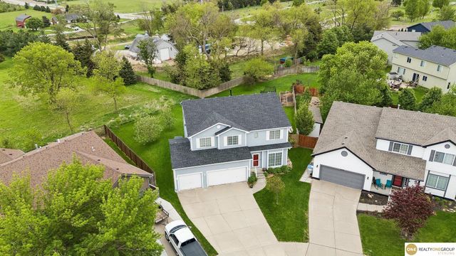18635 Ohern Circle, Omaha, NE 68135