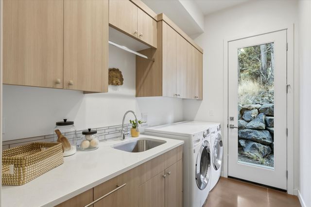 3429 NW Bryce Canyon Lane, Bend, OR 97703