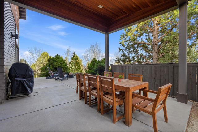3429 NW Bryce Canyon Lane, Bend, OR 97703