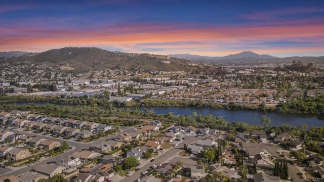 9697 Bundy Drive, Santee, CA 92071