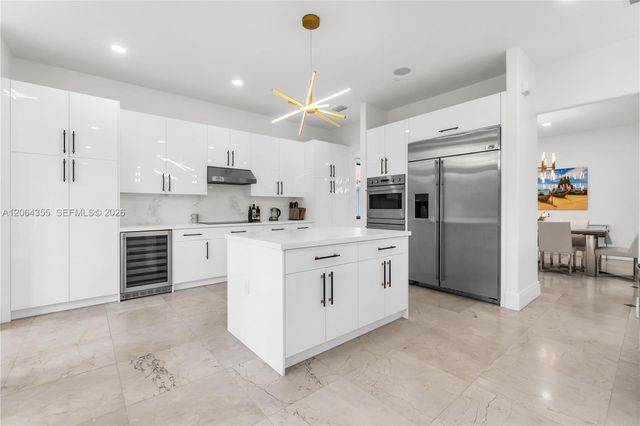 7965 SW 195th St, Cutler Bay, FL 33157