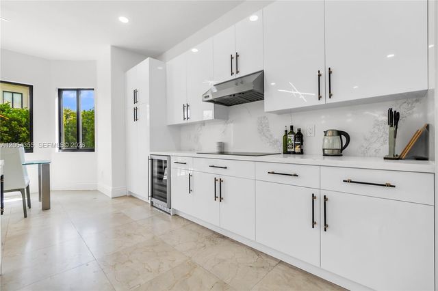 7965 SW 195th St, Cutler Bay, FL 33157