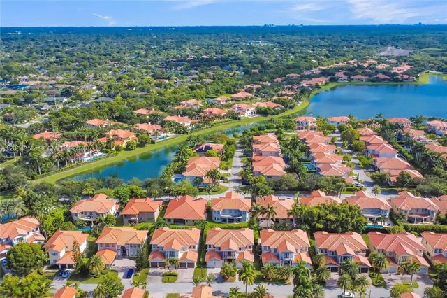 7965 SW 195th St, Cutler Bay, FL 33157