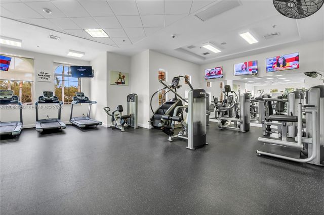 7965 SW 195th St, Cutler Bay, FL 33157