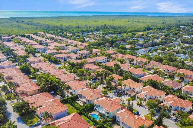7965 SW 195th St, Cutler Bay, FL 33157