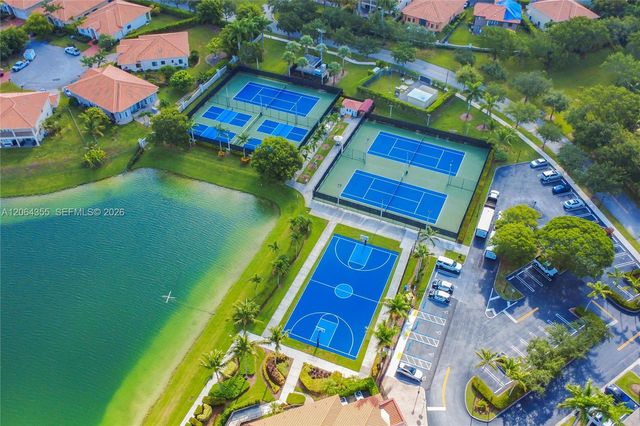 7965 SW 195th St, Cutler Bay, FL 33157