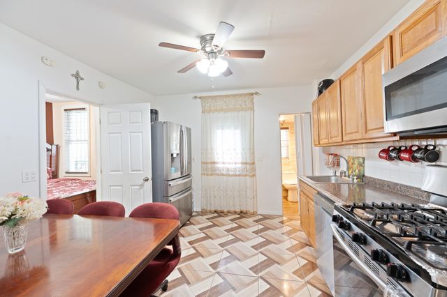 61 VROOM ST, Jc, Journal Square, NJ 07306