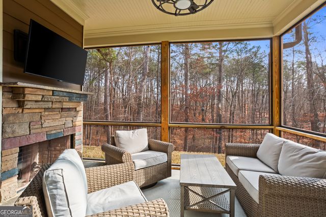 106 Navaho Court, Waleska, GA 30183