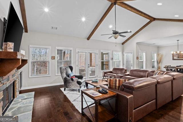 106 Navaho Court, Waleska, GA 30183