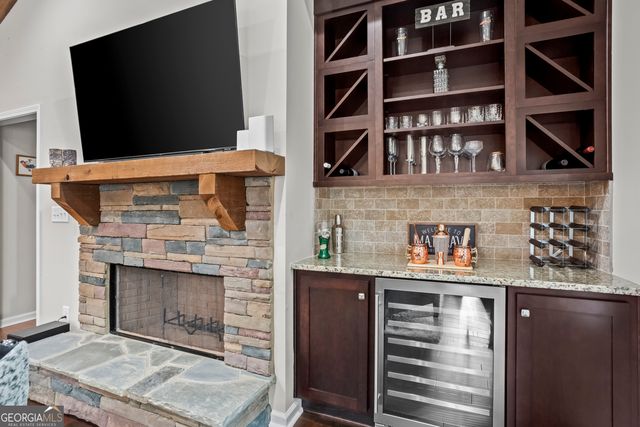 106 Navaho Court, Waleska, GA 30183