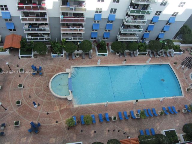 5077 NW 7 1211, Miami, FL 33126