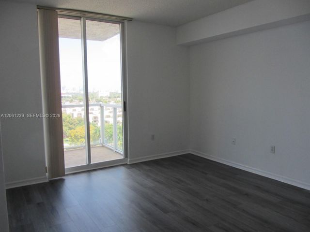5077 NW 7 1211, Miami, FL 33126