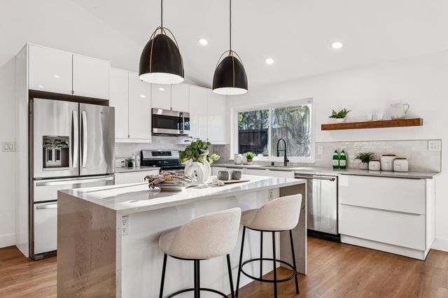 9829 Davona Dr, San Ramon, CA 94583