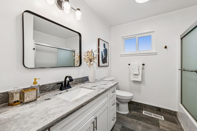 9829 Davona Dr, San Ramon, CA 94583