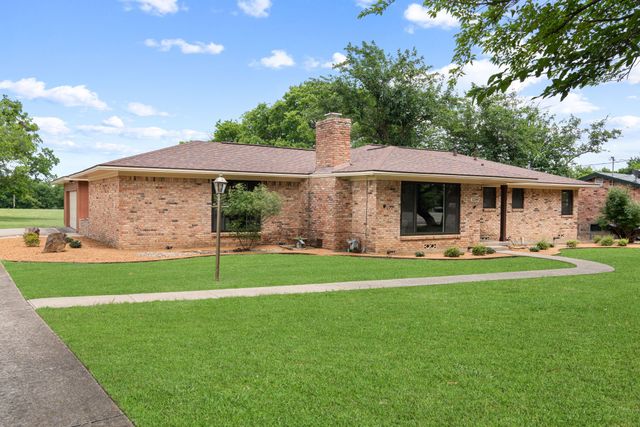 1289 S Waco Street, Van Alstyne, TX 75495