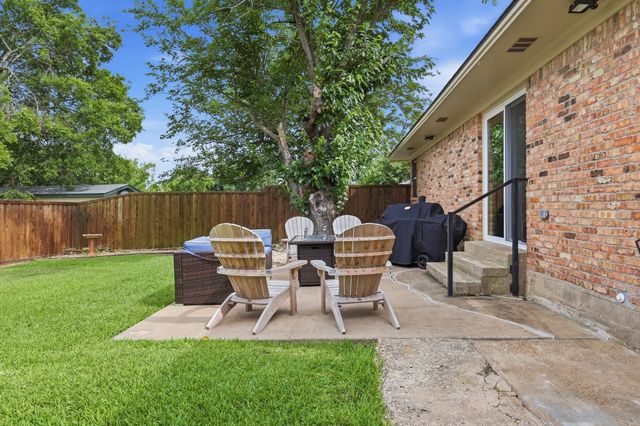 1289 S Waco Street, Van Alstyne, TX 75495