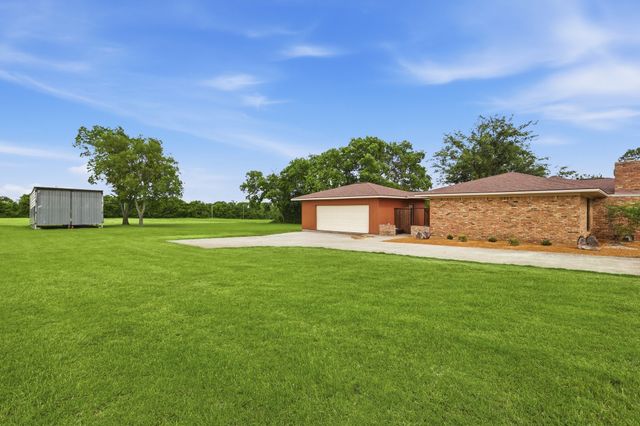 1289 S Waco Street, Van Alstyne, TX 75495