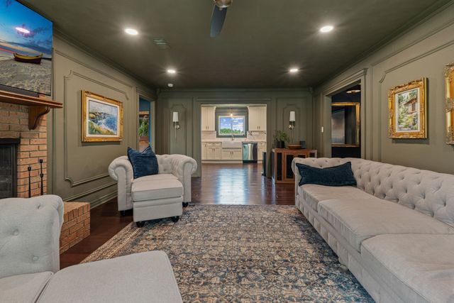 1289 S Waco Street, Van Alstyne, TX 75495