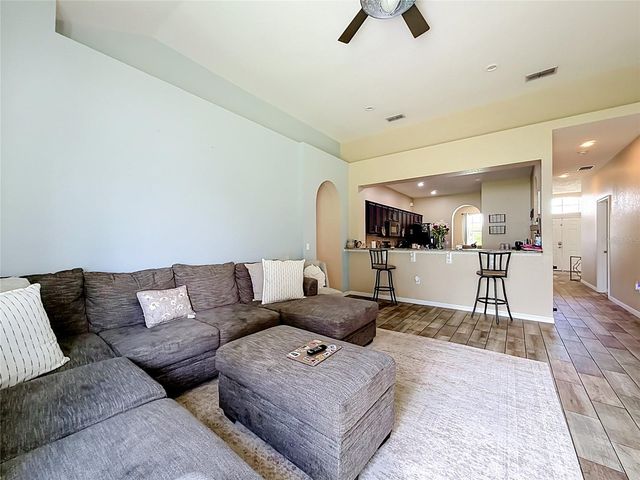 8230 WOODVINE CIRCLE, Lakeland, FL 33810