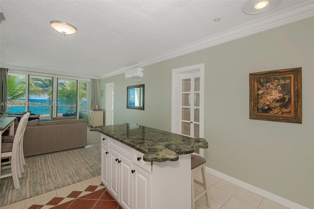 1041 Hillsboro Mile 2 2, Hillsboro Beach, FL 33062