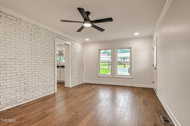 710 Rock Springs Drive, Kingsport, TN 37664