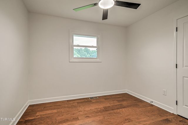 710 Rock Springs Drive, Kingsport, TN 37664