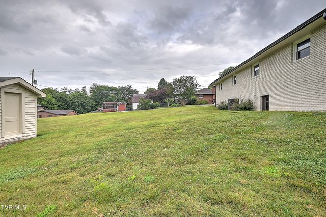 710 Rock Springs Drive, Kingsport, TN 37664