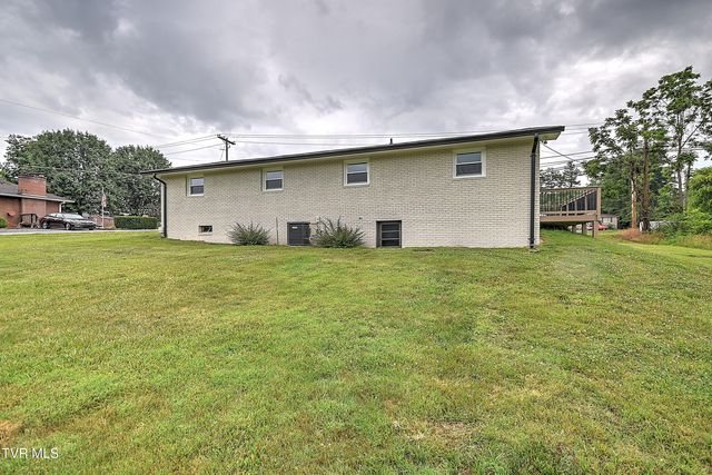710 Rock Springs Drive, Kingsport, TN 37664