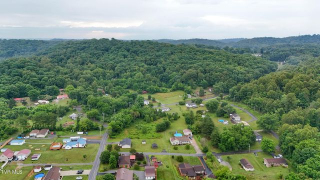 710 Rock Springs Drive, Kingsport, TN 37664