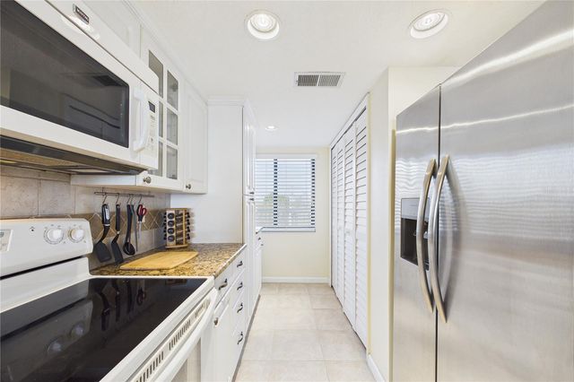 4550 BAY BOULEVARD 1226, Port Richey, FL 34668