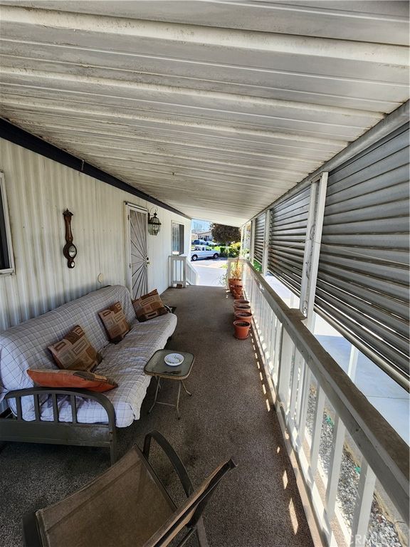 525 146 N Gilbert, Anaheim, CA 92801 — exterior
