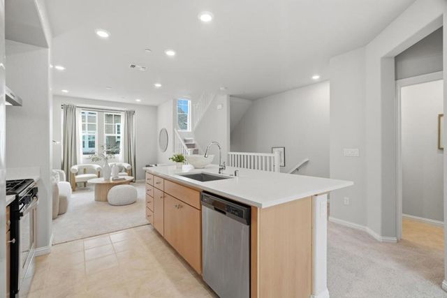 217 Orbit Way, Mountain View, CA 94043