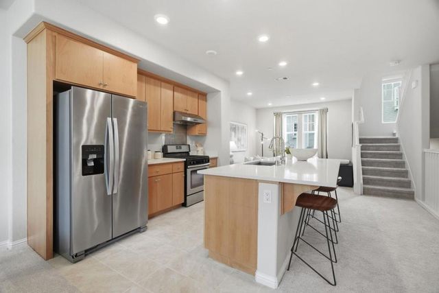 217 Orbit Way, Mountain View, CA 94043