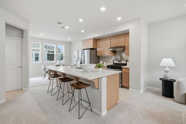 217 Orbit Way, Mountain View, CA 94043