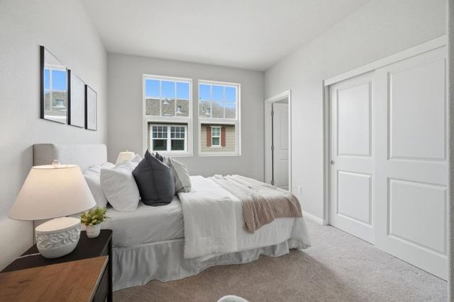 217 Orbit Way, Mountain View, CA 94043