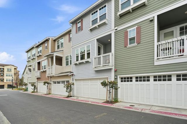 217 Orbit Way, Mountain View, CA 94043