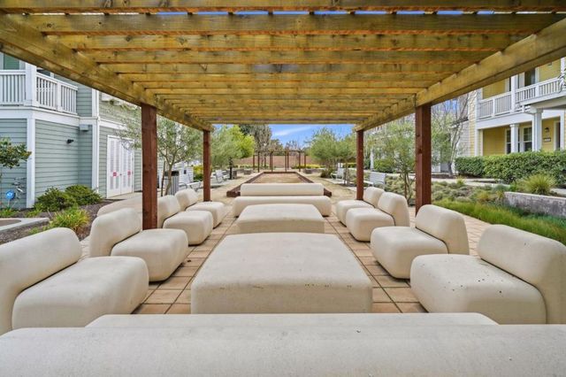 217 Orbit Way, Mountain View, CA 94043