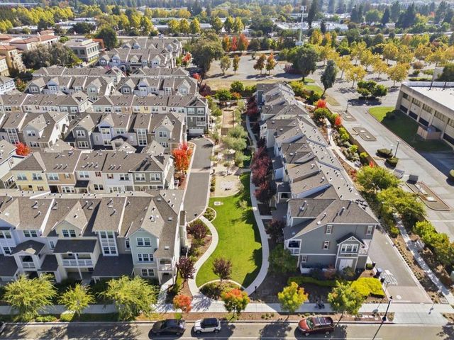 217 Orbit Way, Mountain View, CA 94043