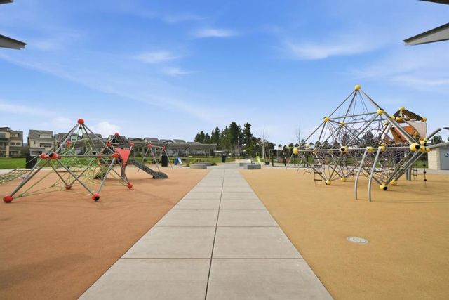 217 Orbit Way, Mountain View, CA 94043