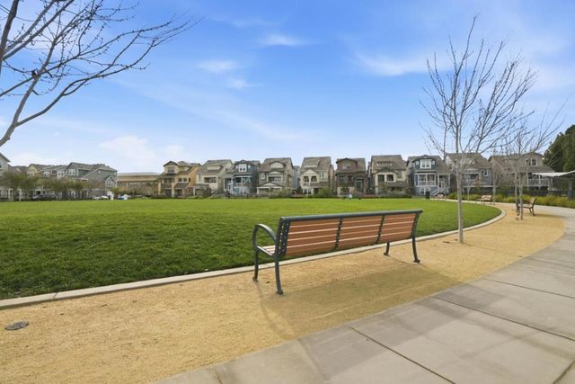 217 Orbit Way, Mountain View, CA 94043