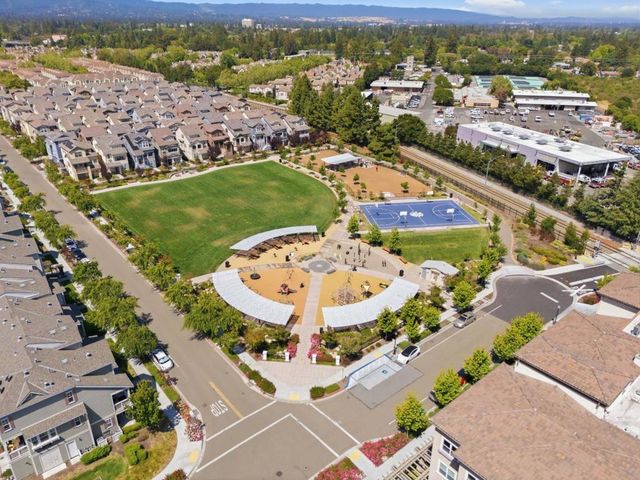 217 Orbit Way, Mountain View, CA 94043