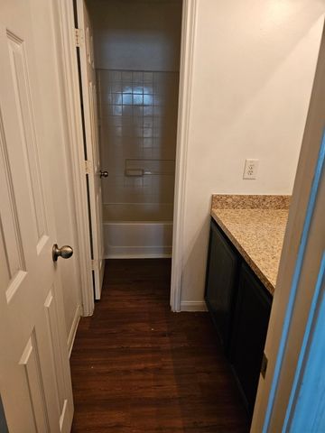 14955 Hidalgo Valley Lane, Houston, TX 77090