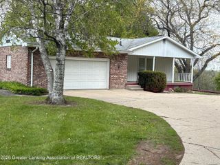 1020 N Cochran, Charlotte, MI 48813