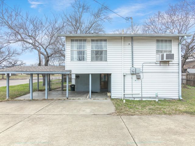 402 S Clay Street, Ennis, TX 75119