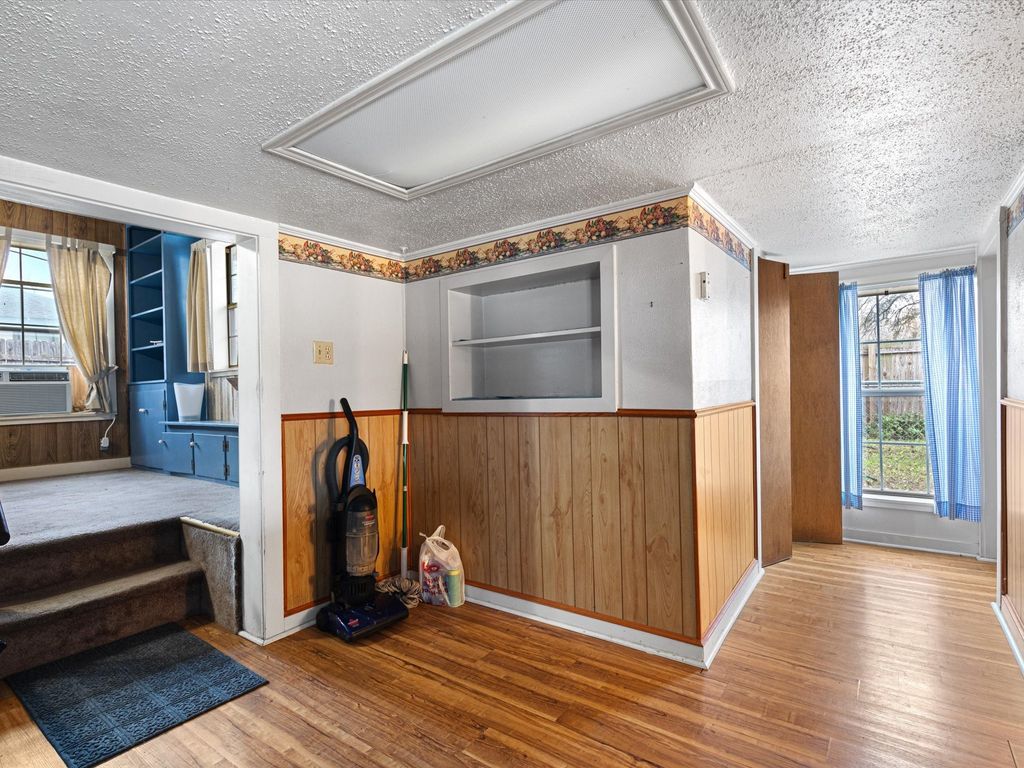 property-img